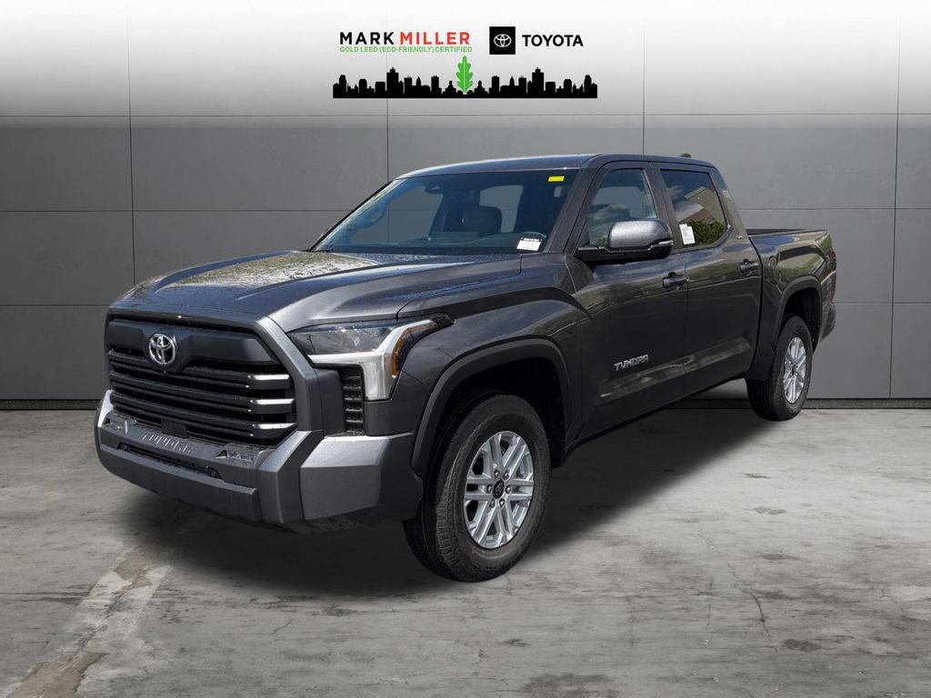 New 2026 Toyota Tundra SR5 w/ SR5 Premium Package