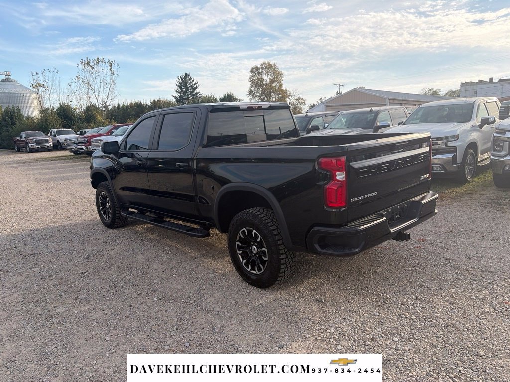 Used 2025 Chevrolet Silverado 1500 ZR2 w/ Technology Package AWD/4WD image 4