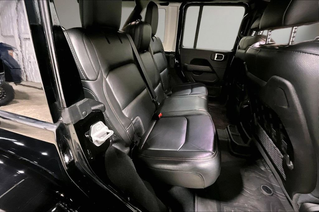 Used 2022 Jeep Wrangler Unlimited Rubicon image 25
