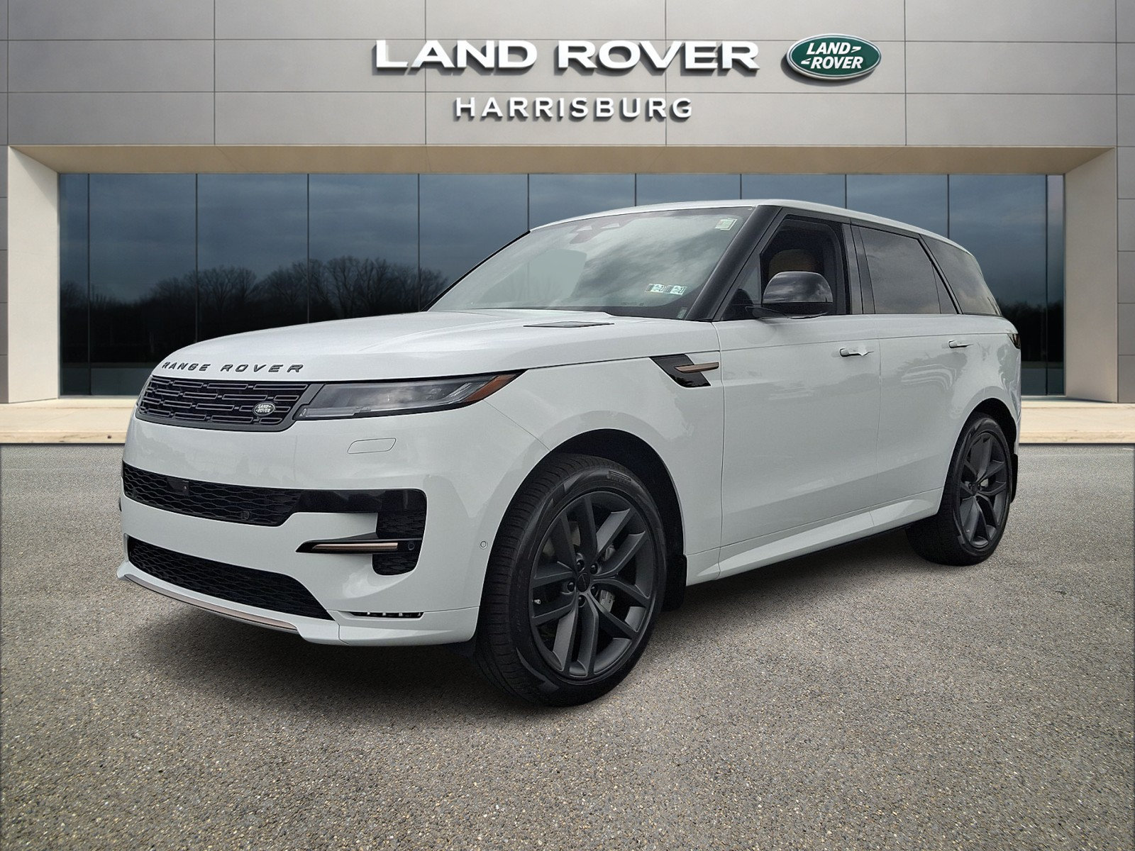 New 2026 Land Rover Range Rover Sport Dynamic SE