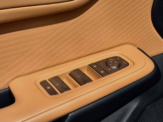 New 2026 Lexus ES 350e w/ Convenience Package FWD image 24