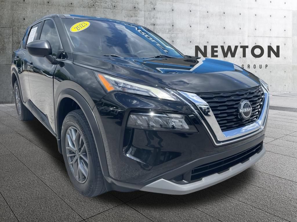 Used 2023 Nissan Rogue S FWD video 1