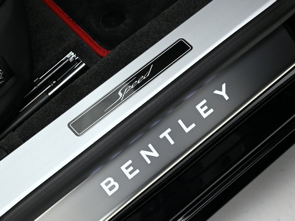 Used 2025 Bentley Flying Spur Plug-In Hybrid AWD/4WD image 28