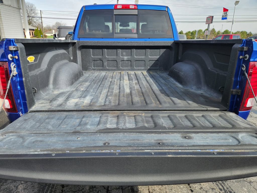 Used 2019 RAM 1500 Classic Warlock AWD/4WD image 5