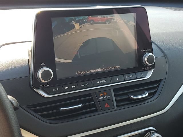 Used 2022 Nissan Altima 2.5 SV FWD image 16