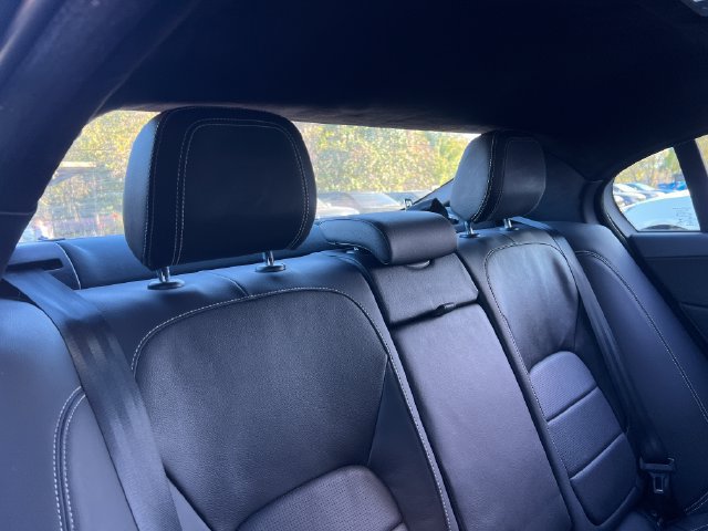 Used 2019 Jaguar XE S RWD image 26
