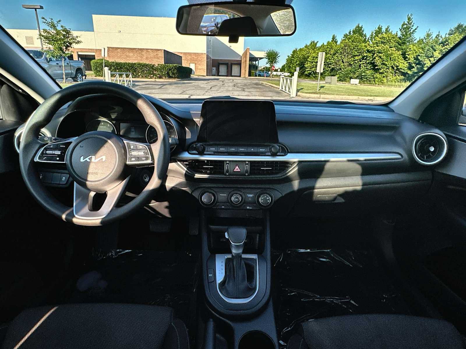 Used 2024 Kia Forte LXS FWD image 22