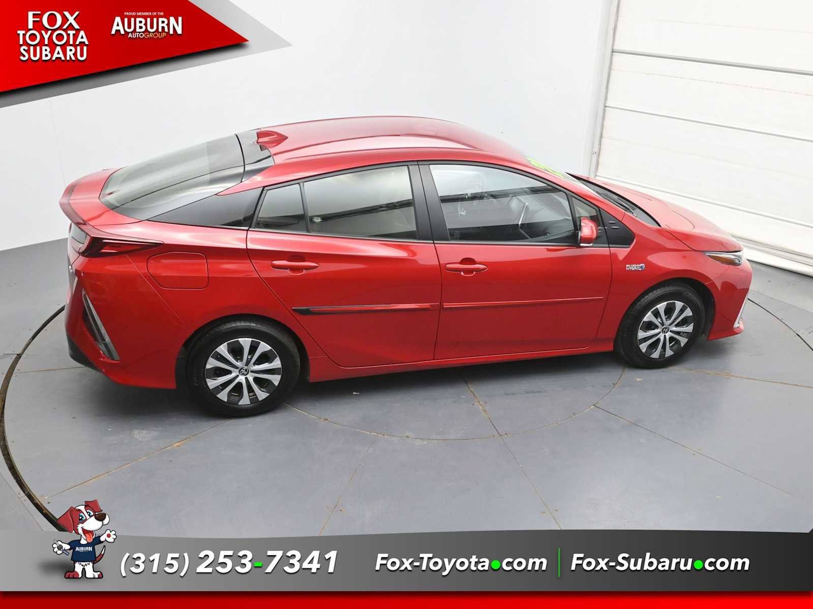 Used 2021 Toyota Prius Prime XLE FWD image 28