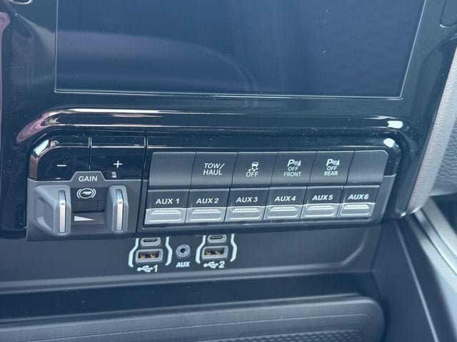 New 2026 RAM 2500 Big Horn AWD/4WD image 25