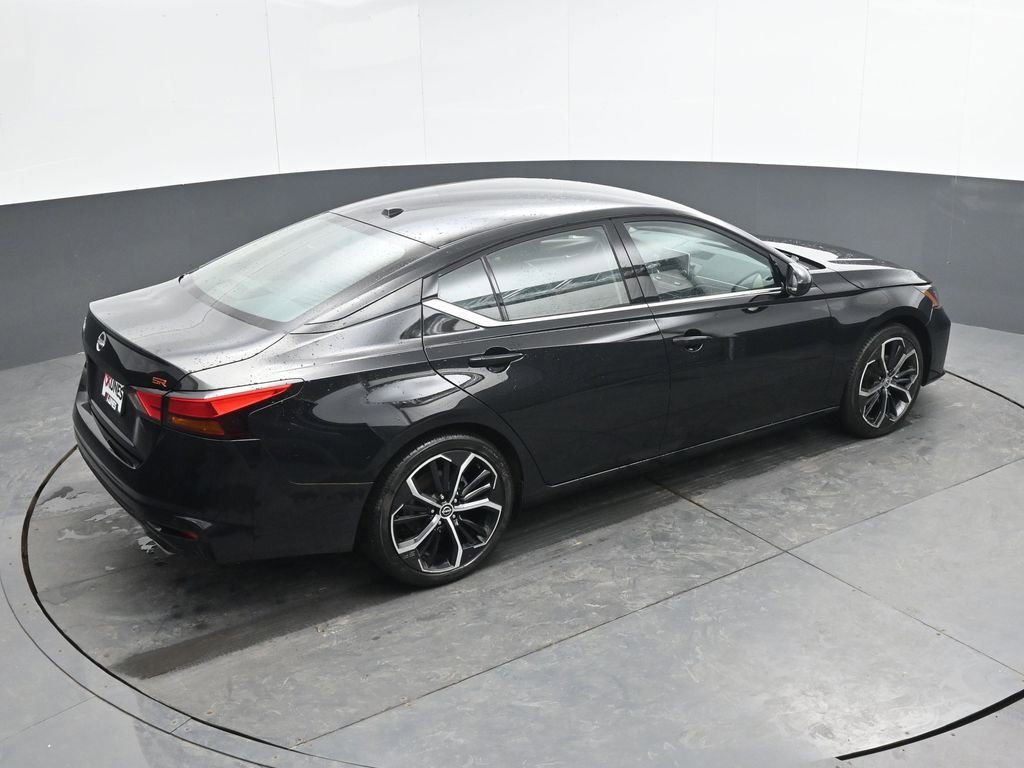 Used 2025 Nissan Altima 2.5 SR image 35