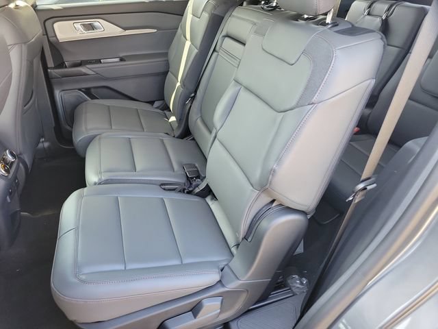 New 2026 Ford Explorer Active w/ Active Comfort Package RWD image 18