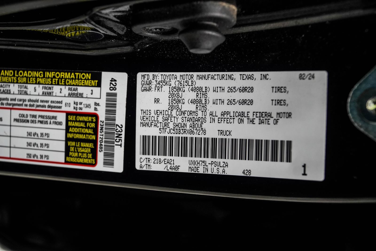 Used 2024 Toyota Tundra Limited AWD/4WD image 43