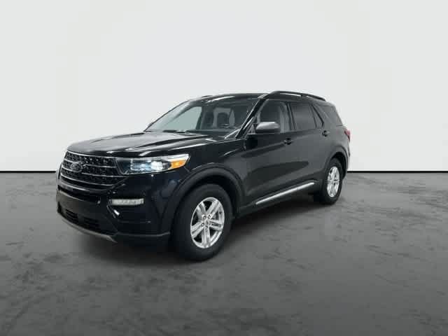 Used 2021 Ford Explorer XLT w/ Equipment Group 202A AWD/4WD image 8