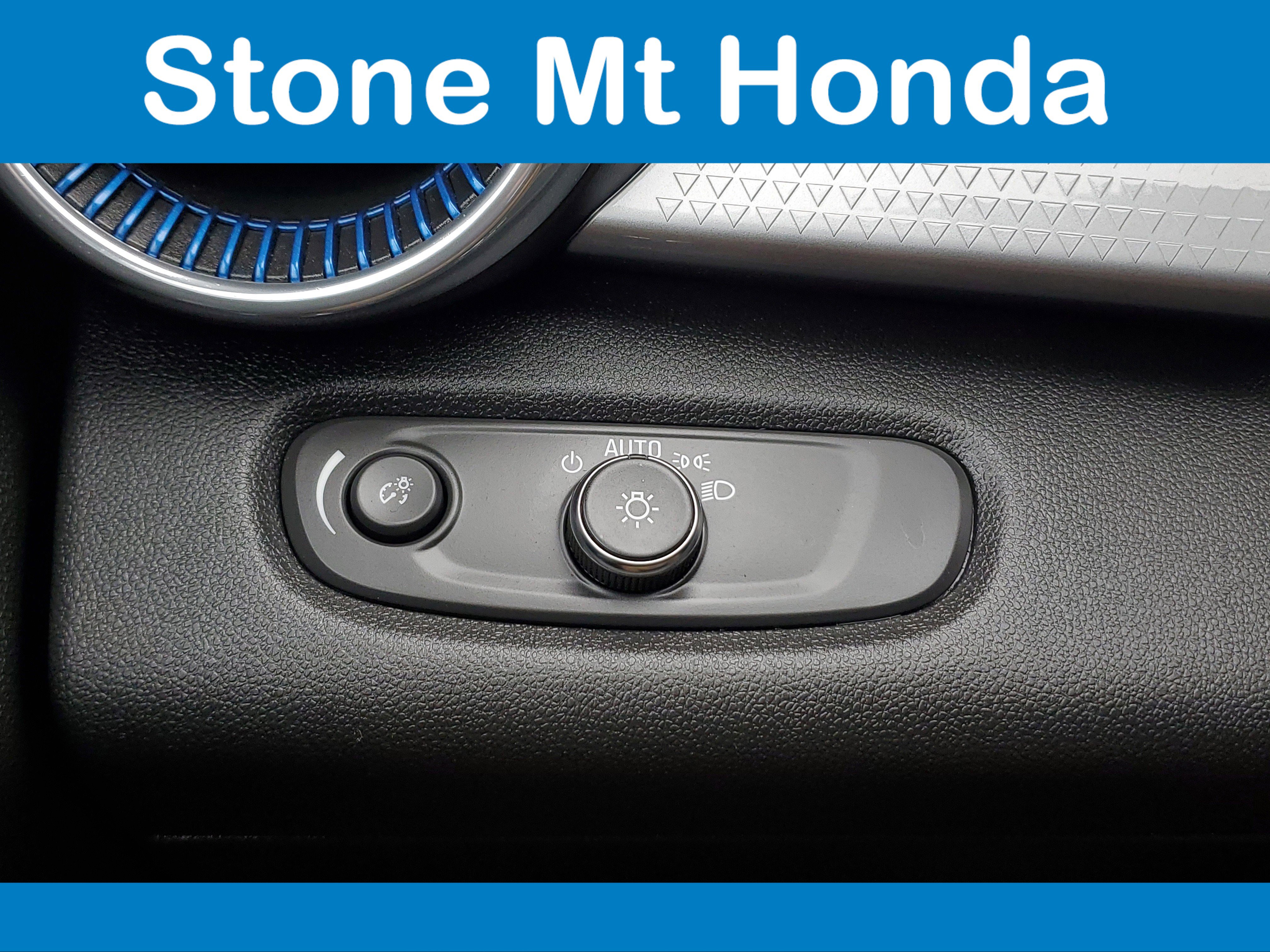 Used 2024 Chevrolet Trax LT image 34