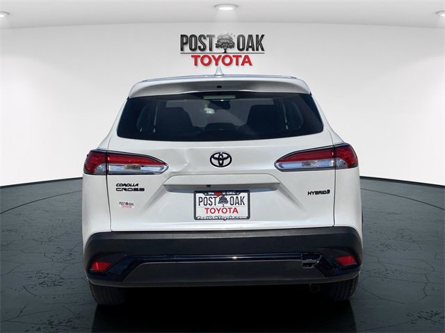 Used 2023 Toyota Corolla Cross S image 6