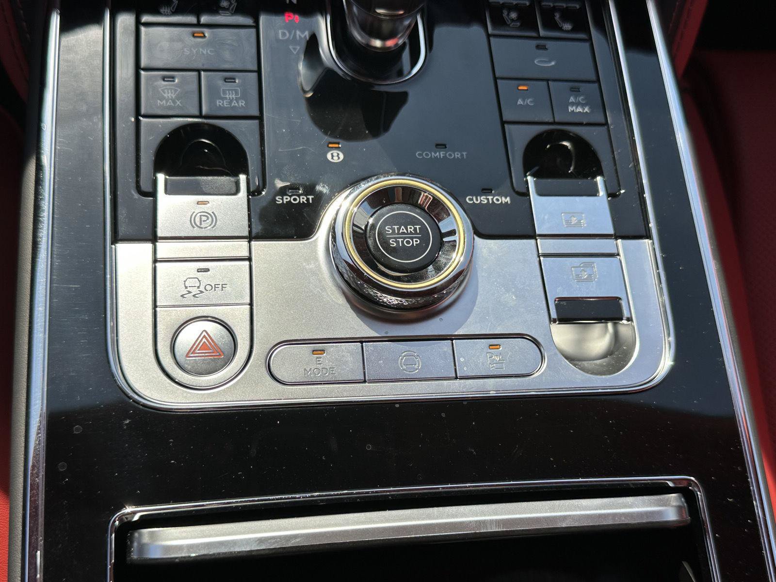 New 2026 Bentley Flying Spur V8 AWD/4WD image 44