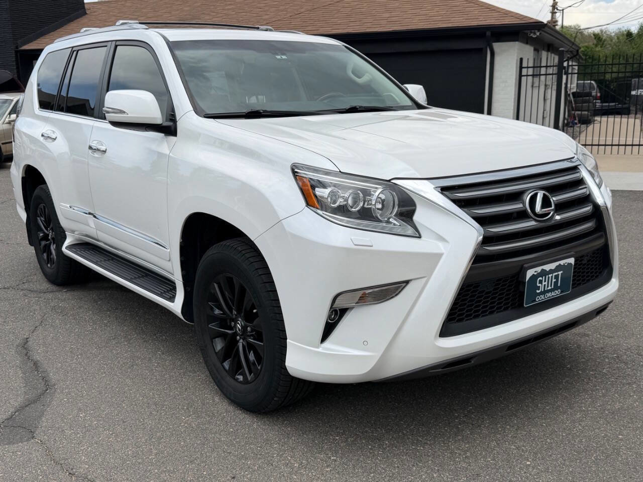 Used 2018 Lexus GX 460 Premium w/ Premium Package AWD/4WD image 28