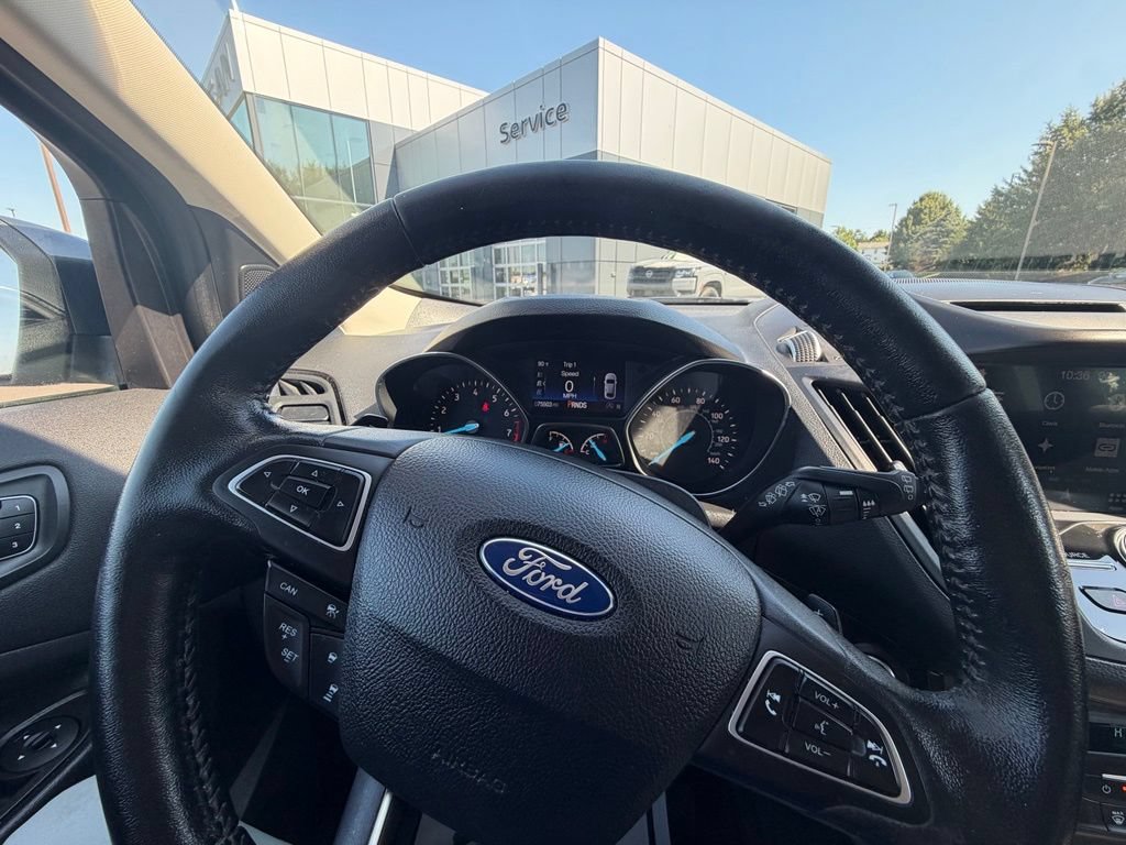 Used 2018 Ford Escape Titanium w/ Ford Safe & Smart Package AWD/4WD image 10