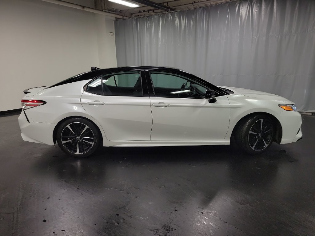 Used 2020 Toyota Camry XSE w/ Navigation Package FWD image 9