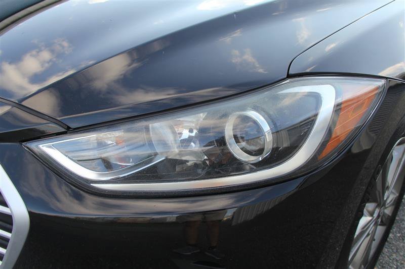Used 2018 Hyundai Elantra SEL FWD image 14