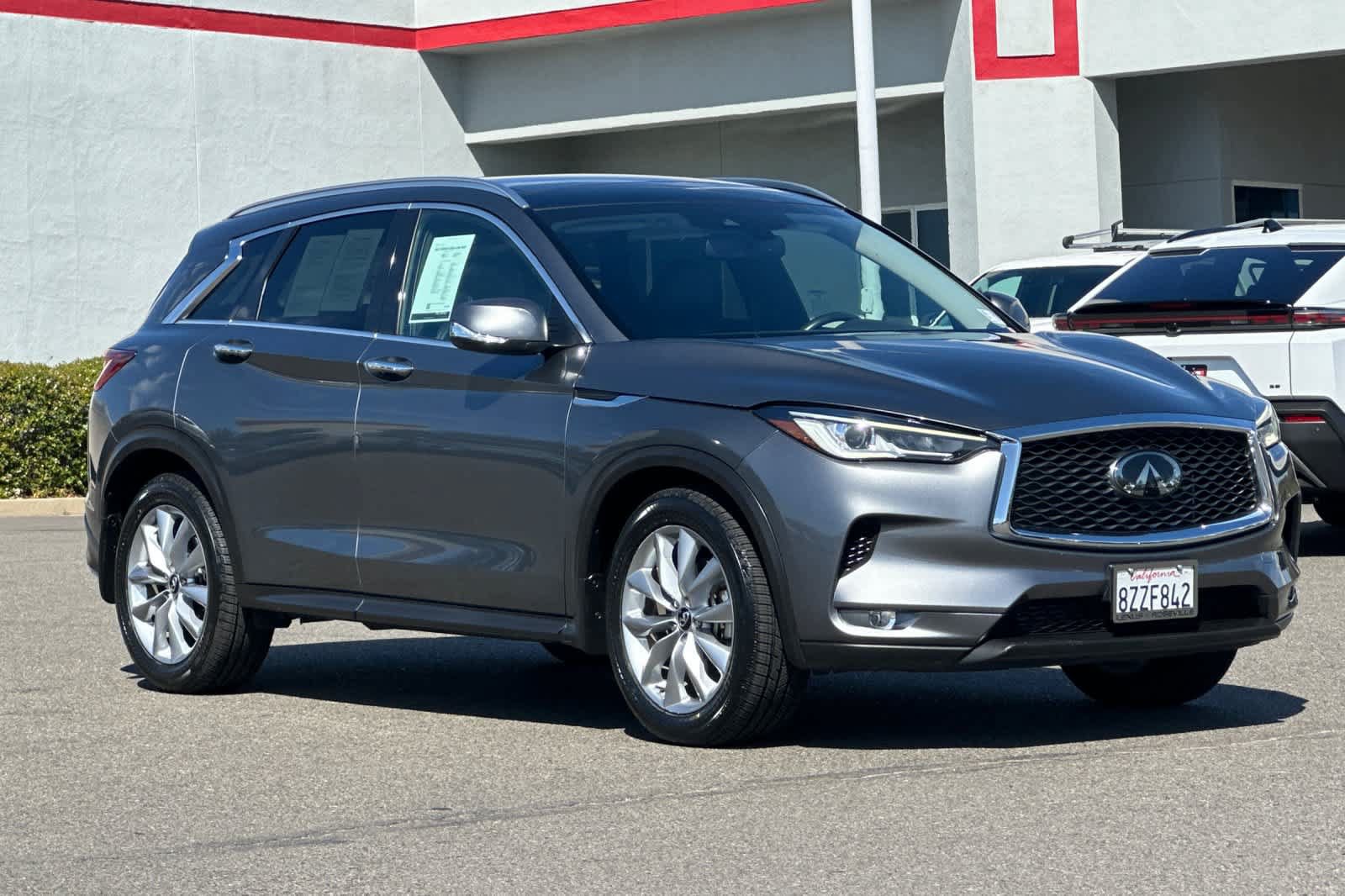 Used 2022 INFINITI QX50 Luxe AWD/4WD image 5