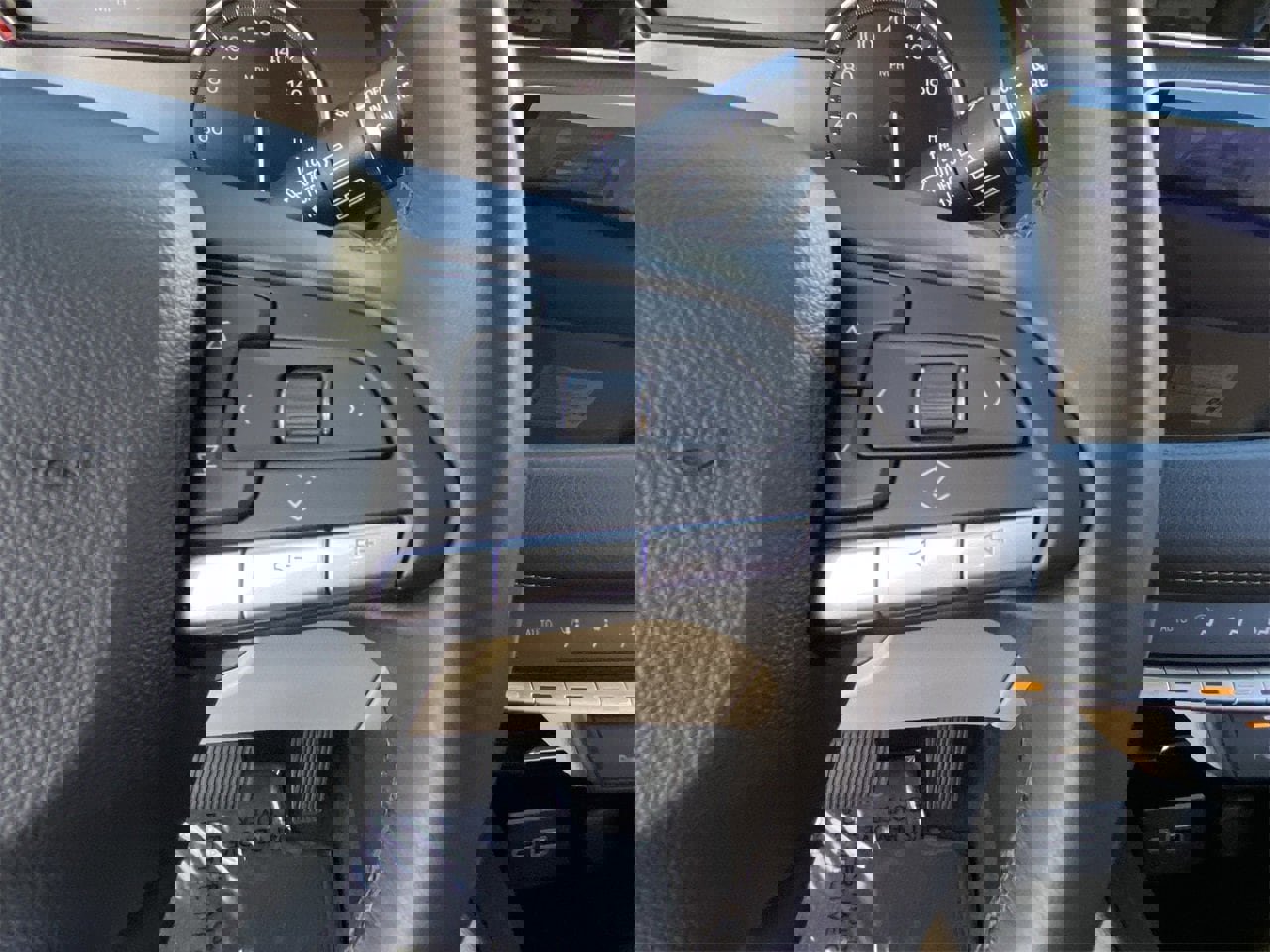 Certified 2023 Cadillac XT4 Premium Luxury image 23