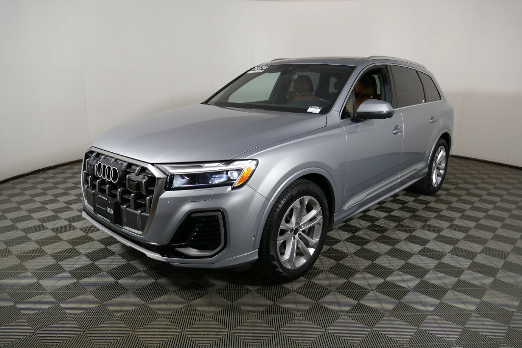 Certified 2026 Audi Q7 3.0T Premium Plus w/ Premium Plus Package AWD/4WD image 3