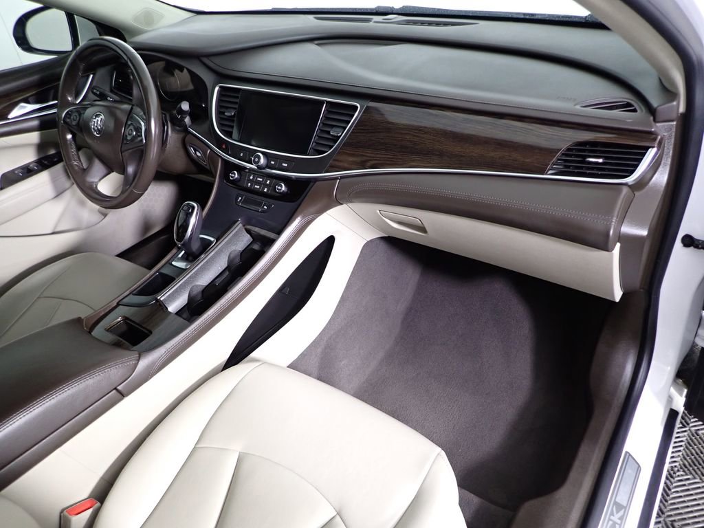 Used 2017 Buick LaCrosse Preferred image 34