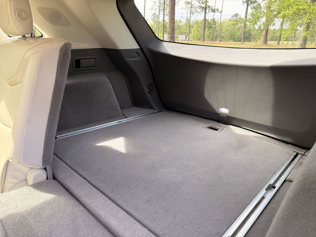 Used 2019 Cadillac XT5 Luxury FWD image 30