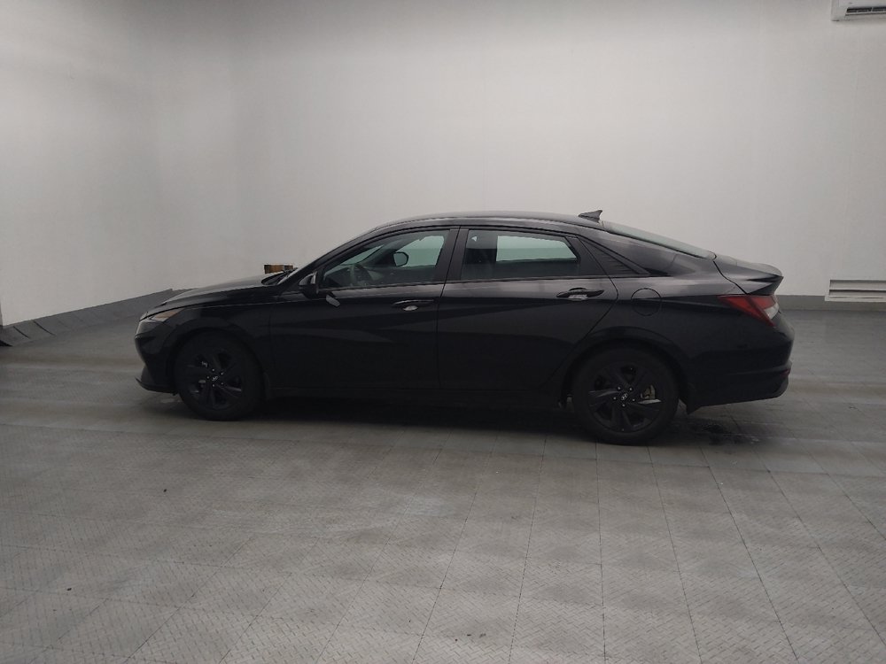 Used 2022 Hyundai Elantra SEL FWD image 3