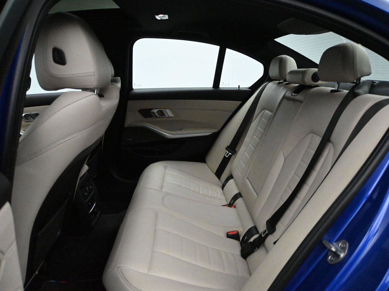 Used 2020 BMW M340i xDrive w/ Premium Package image 12