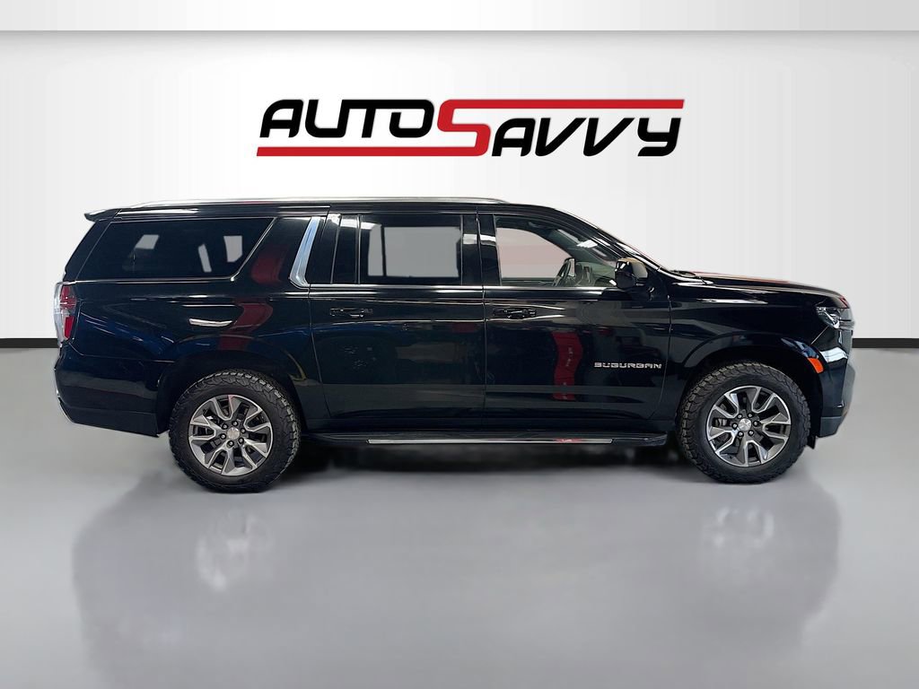 Used 2022 Chevrolet Suburban LT image 8