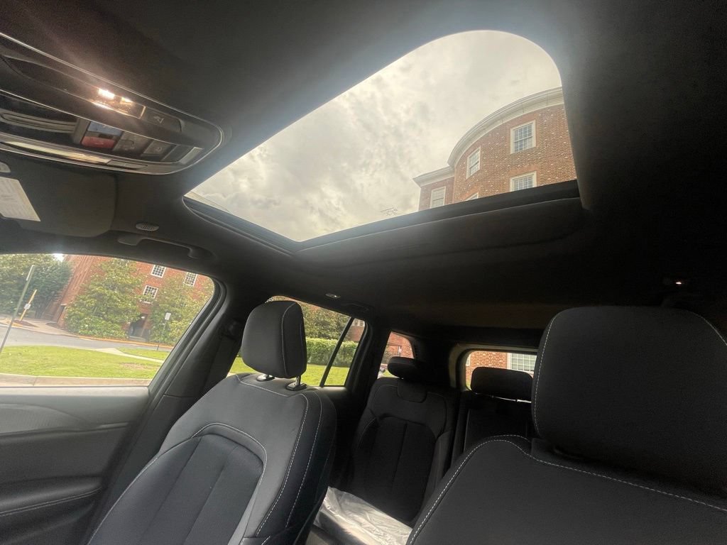 New 2026 Jeep Grand Cherokee Laredo X AWD/4WD image 23
