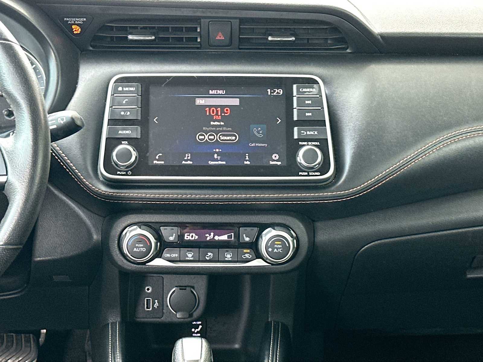 Used 2020 Nissan Kicks SR w/ SR Premium Package FWD image 26