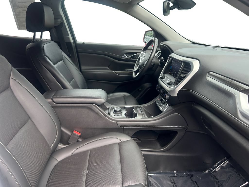 Used 2022 GMC Acadia SLT w/ LPO, Floor Liner Package AWD/4WD image 15