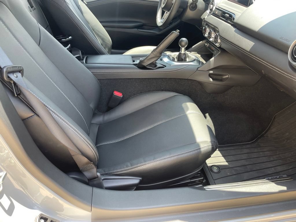 Used 2026 MAZDA MX-5 Miata RF Grand Touring RWD image 18