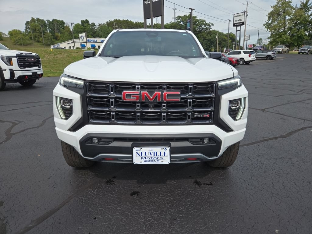 Certified 2023 GMC Canyon AT4 w/ AT4 Premium Package AWD/4WD image 8