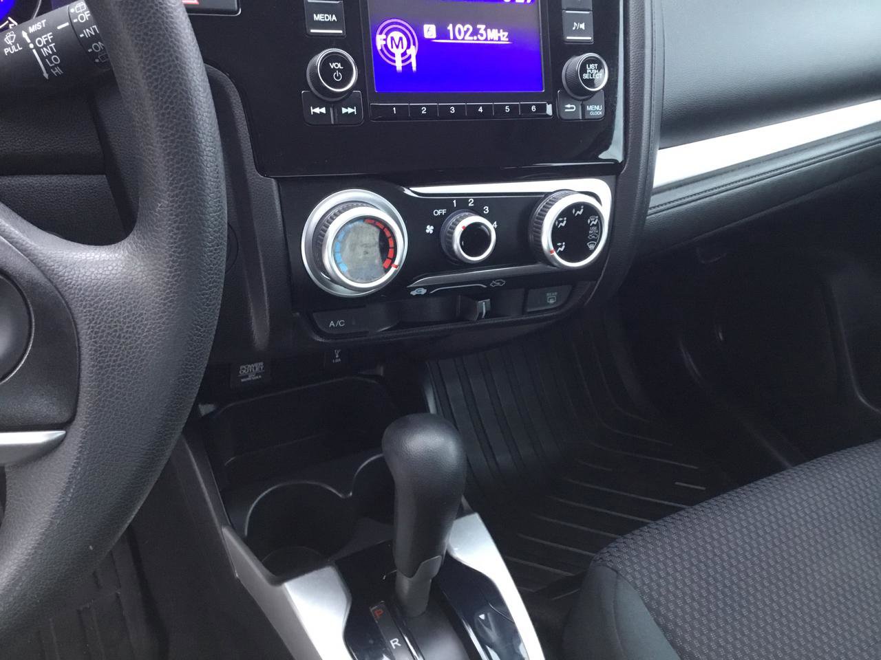 Used 2020 Honda Fit LX image 17