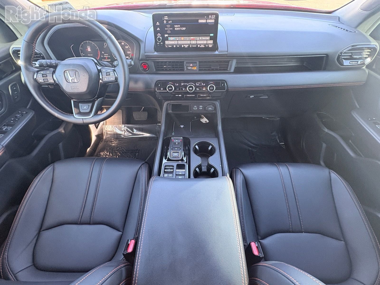 Used 2025 Honda Pilot TrailSport image 24