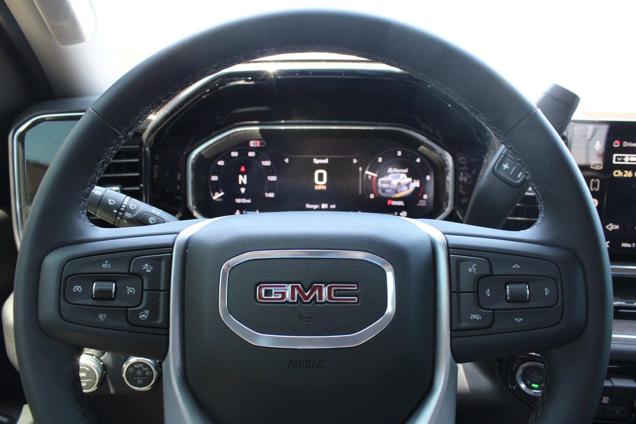 Used 2026 GMC Sierra 2500 SLT w/ SLT Premium Package AWD/4WD image 25