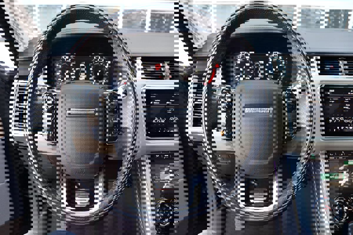 Used 2019 Land Rover Range Rover Sport Supercharged image 16