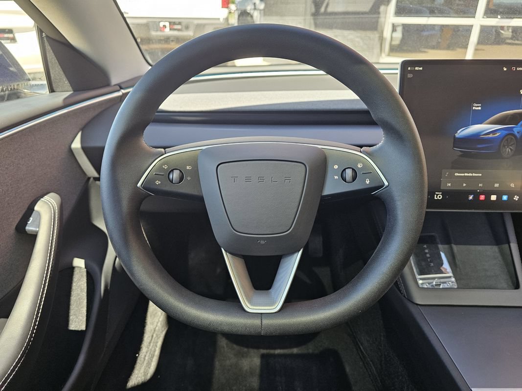 Used 2025 Tesla Model 3 Long Range RWD image 23