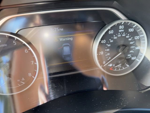 Used 2018 Nissan Murano Platinum w/ Cargo Package image 10