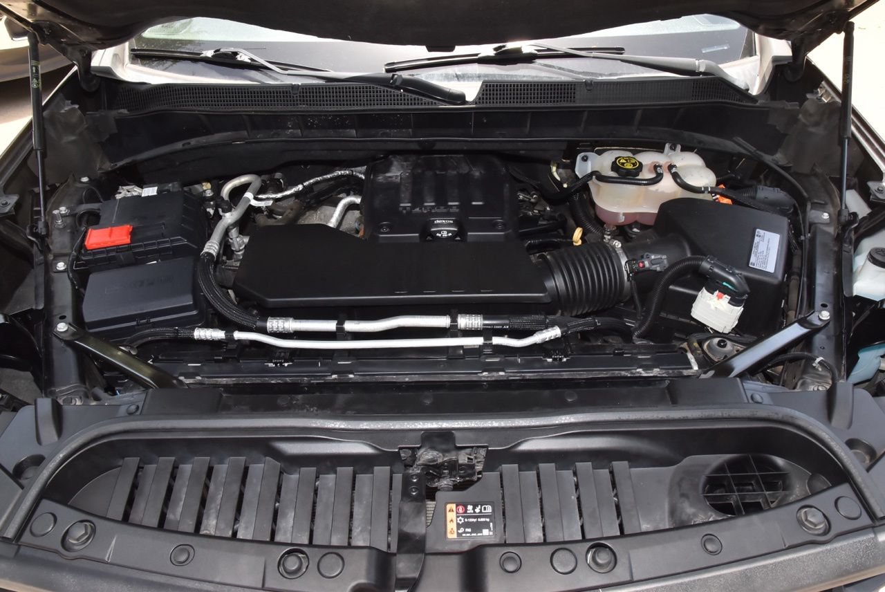 Used 2021 Chevrolet Silverado 1500 LT w/ LPO, Dark Essentials Package RWD image 39