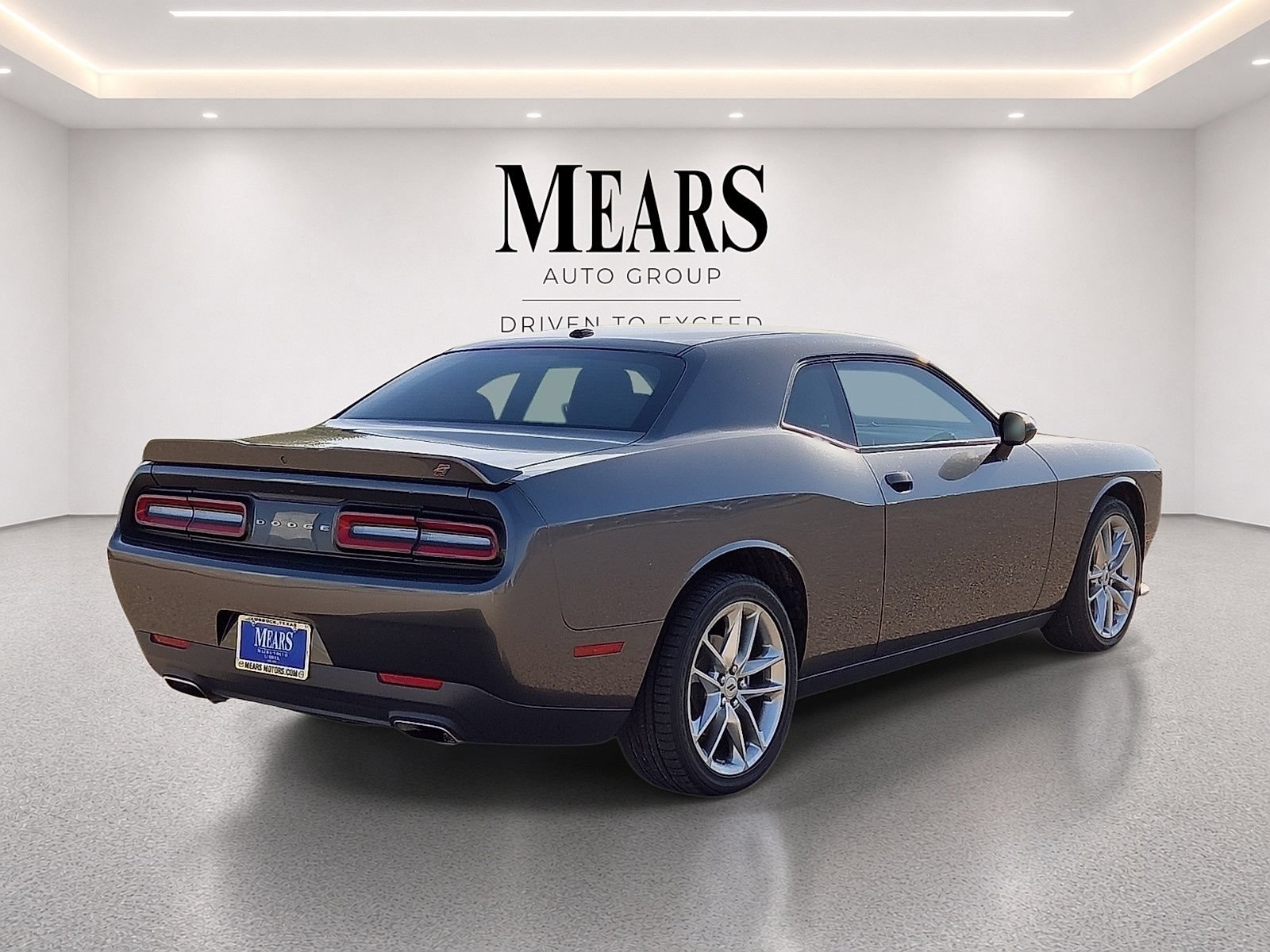 Used 2022 Dodge Challenger GT AWD/4WD image 5