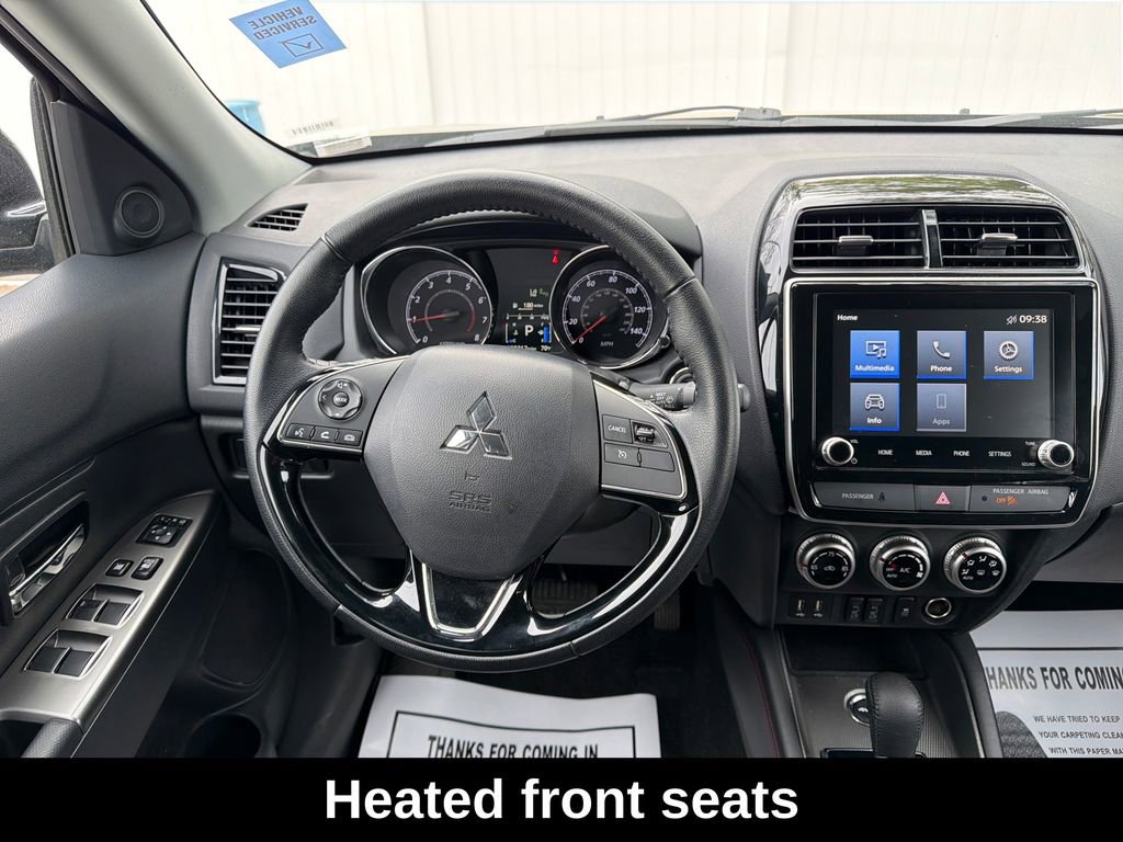 Used 2025 Mitsubishi Outlander Sport SE AWD/4WD image 16