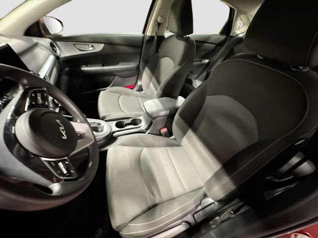 Used 2023 Kia Forte LXS FWD image 20