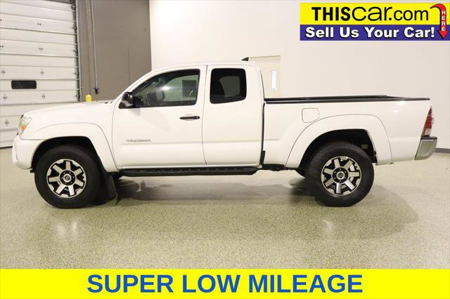 Used 2014 Toyota Tacoma PreRunner w/ SR5 Package RWD image 4