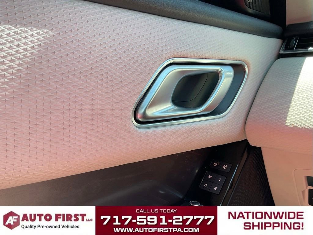 Used 2019 Land Rover Range Rover Velar S AWD/4WD image 23