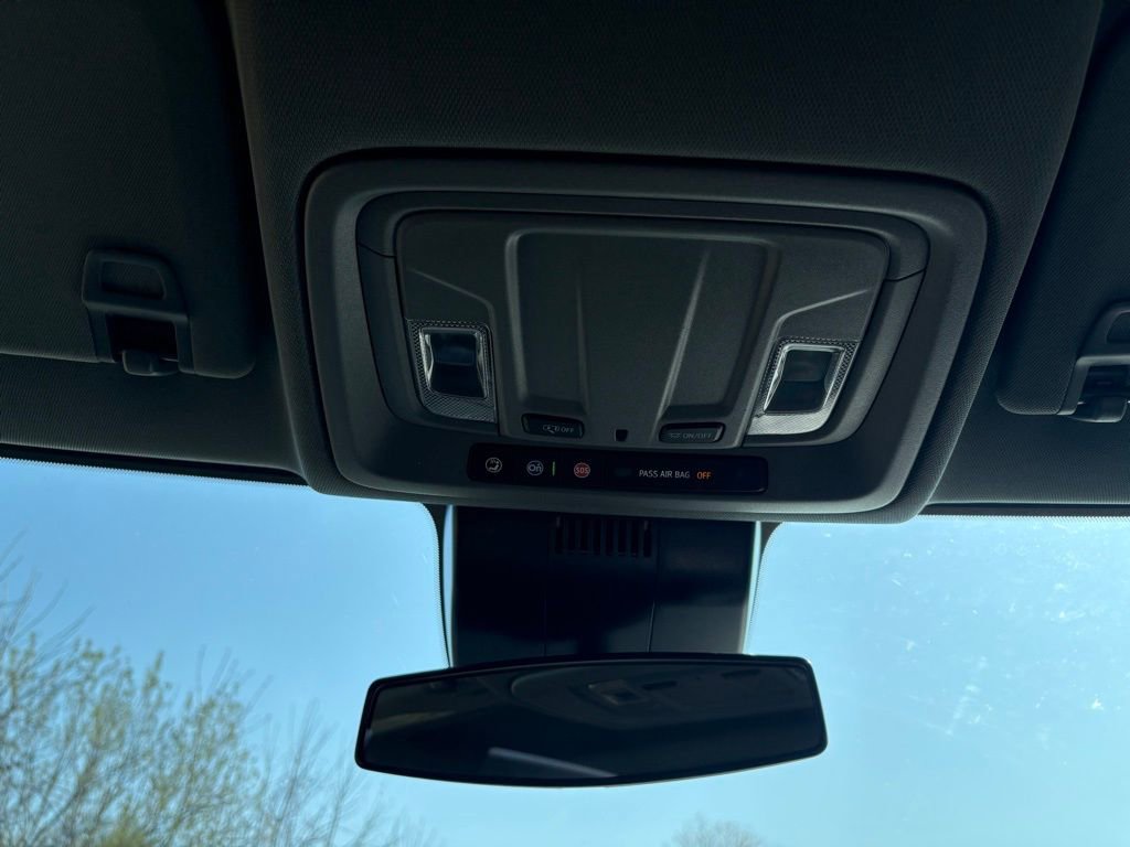 Used 2025 Chevrolet Silverado 2500 Custom w/ Custom Convenience Package AWD/4WD image 13